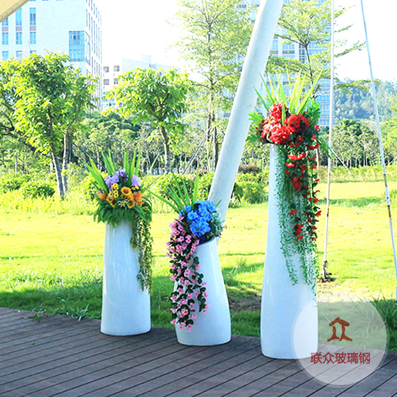 安徽銅陵房地產(chǎn)批量采購玻璃鋼座椅高端家具