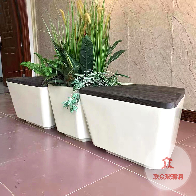 商場創(chuàng)意玻璃鋼花盆批量定制生產
