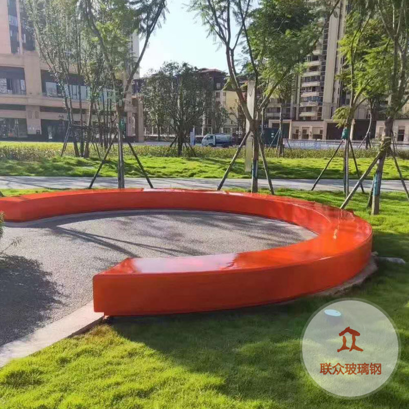 小異形學(xué)校戶外公園休閑座椅區(qū)長(zhǎng)商場(chǎng)玻璃鋼樹池坐凳花池條凳廠家